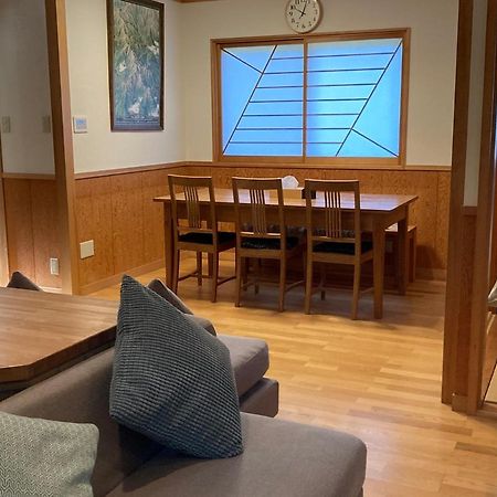 Shirokuma Lodge Hakuba Exteriér fotografie